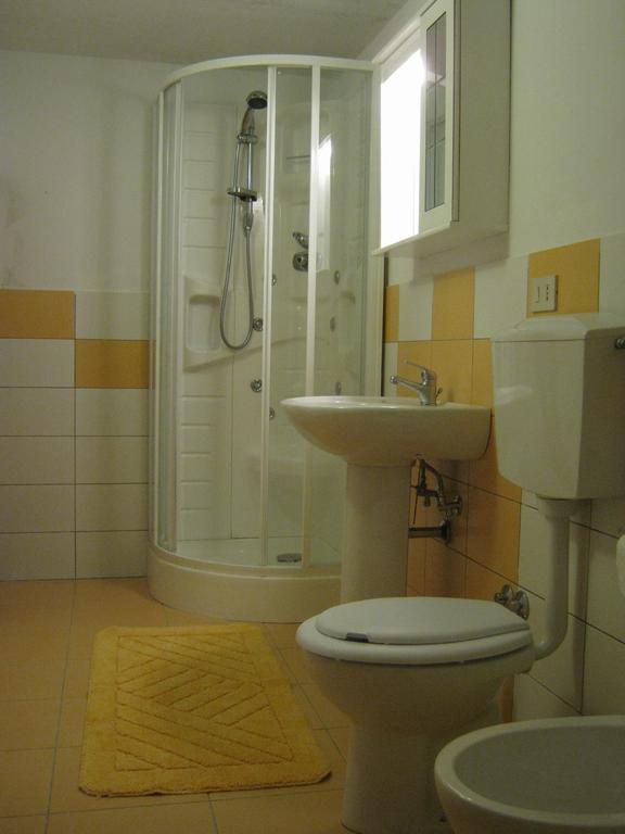 B&B La Casa Dell'Artista Assoro Екстер'єр фото